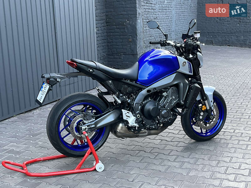 Мотоцикл Без обтікачів (Naked bike) Yamaha MT-09 2021 в Кам'янському фото 5 Мотоцикл Без обтікачів (Naked bike) Yamaha MT-09 2021 в Кам'янському