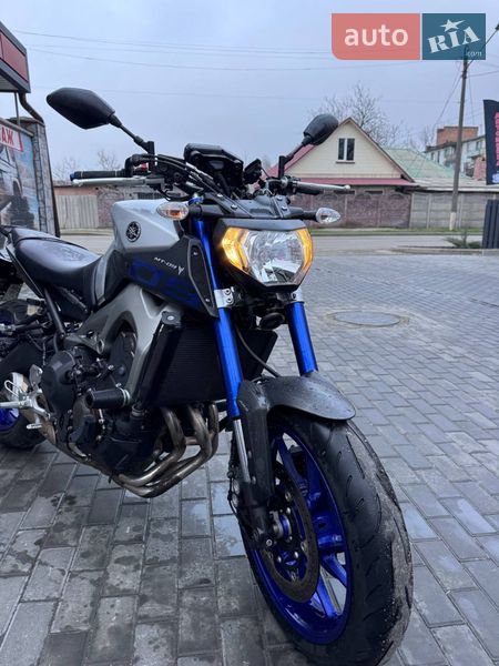 Мотоцикл Без обтекателей (Naked bike) Yamaha MT-09 2016 в Покрове