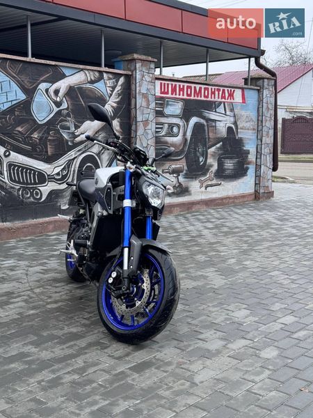 Мотоцикл Без обтекателей (Naked bike) Yamaha MT-09 2016 в Покрове