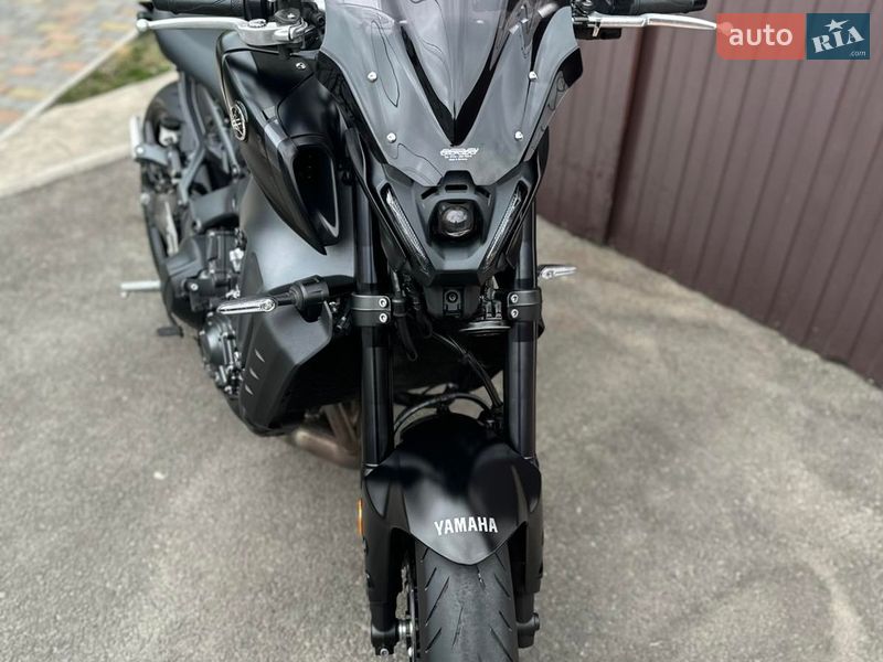 Мотоцикл Без обтекателей (Naked bike) Yamaha MT-09 2022 в Смеле фото 11 Мотоцикл Без обтекателей (Naked bike) Yamaha MT-09 2022 в Смеле