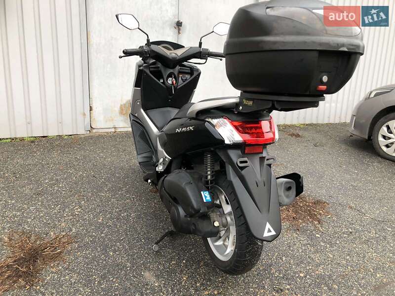 Максі-скутер Yamaha NMax 2016 в Дніпрі фото 7 Максі-скутер Yamaha NMax 2016 в Дніпрі