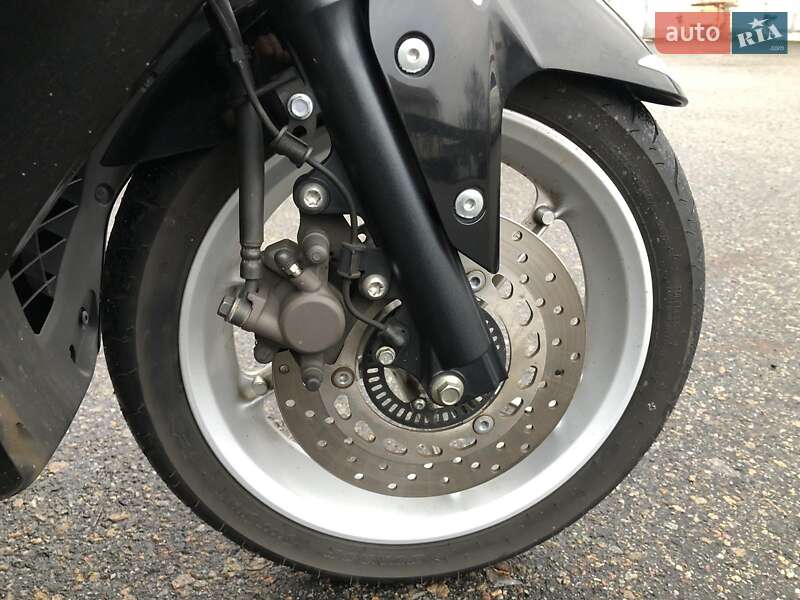 Максі-скутер Yamaha NMax 2016 в Дніпрі фото 17 Максі-скутер Yamaha NMax 2016 в Дніпрі