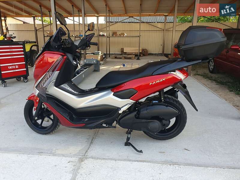 Скутер Yamaha NMax 2017 в Вышгороде