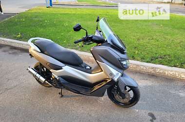 Скутер Yamaha NMax 2017 в Остер