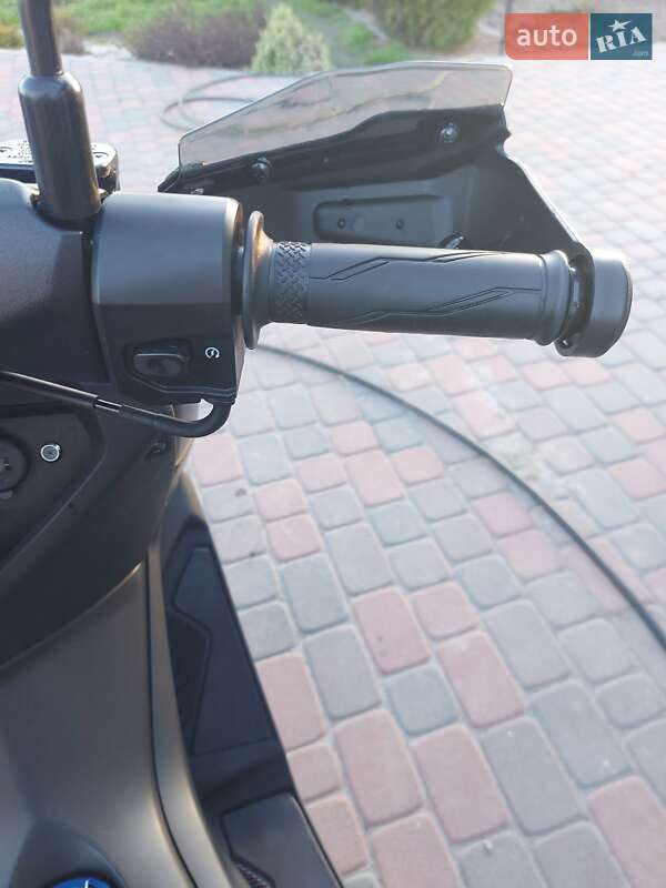 Скутер Yamaha NMax 2021 в Золотоноше фото 22 Скутер Yamaha NMax 2021 в Золотоноше
