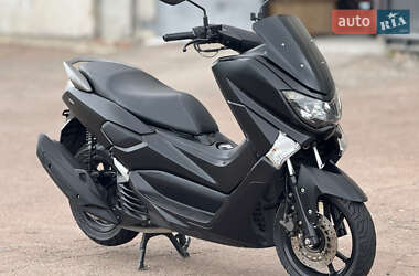 Макси-скутер Yamaha NMax 2017 в Сновске