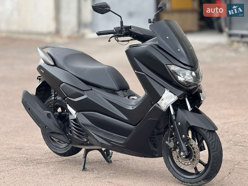 Макси-скутер Yamaha NMax 2017 в Сновске