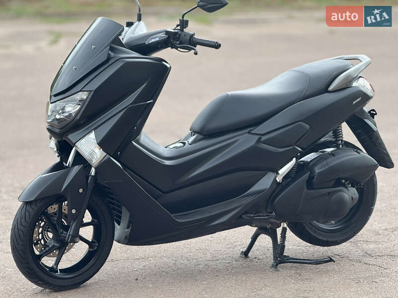Макси-скутер Yamaha NMax 2017 в Сновске