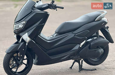 Максі-скутер Yamaha NMax 2017 в 
