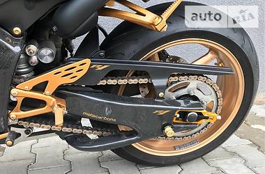 Спортбайк Yamaha R1 2014 в 