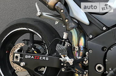 Спортбайк Yamaha R1 2014 в 