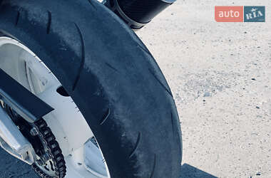 Спортбайк Yamaha R1 2000 в 