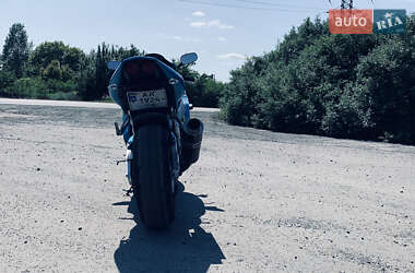 Спортбайк Yamaha R1 2000 в 