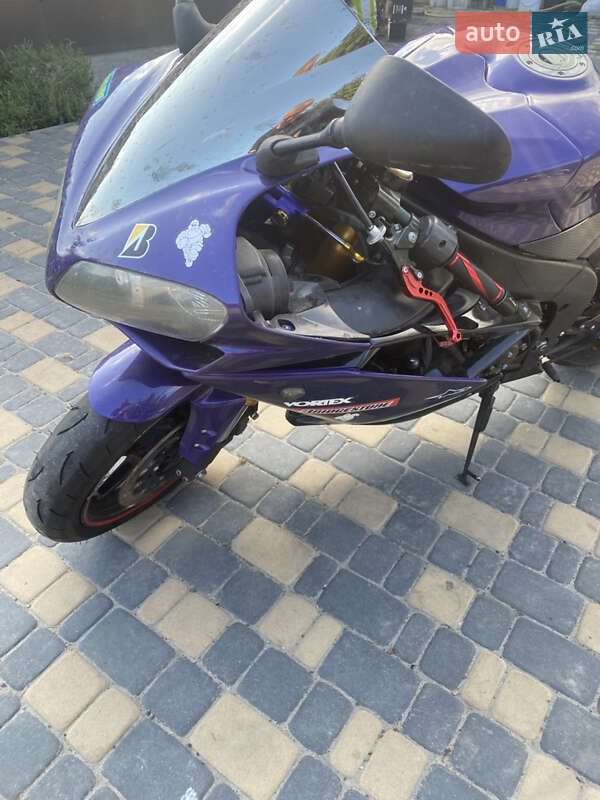 Спортбайк Yamaha R1 2008 в Бородянці фото 2 Спортбайк Yamaha R1 2008 в Бородянці