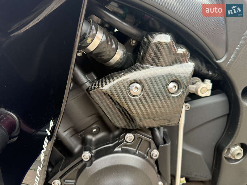 Спортбайк Yamaha R1 2009 в Зіньківі фото 13 Спортбайк Yamaha R1 2009 в Зіньківі