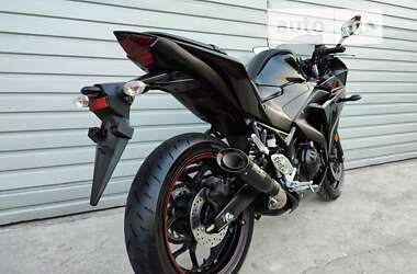 Спортбайк Yamaha R3 2015 в 