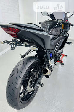 Спортбайк Yamaha R3 2019 в 