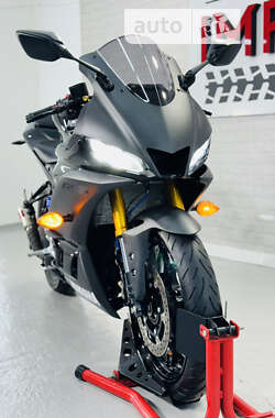Спортбайк Yamaha R3 2019 в 