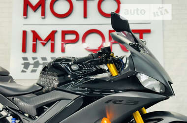 Спортбайк Yamaha R3 2019 в 