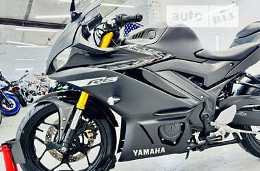 Спортбайк Yamaha R3 2018 в 