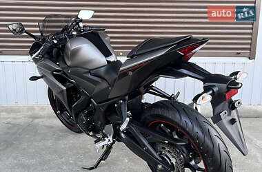 Спортбайк Yamaha R3 2017 в 