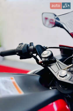 Спортбайк Yamaha R3 2015 в 