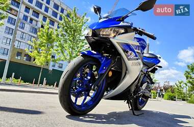 Мотоцикл Супермото (Motard) Yamaha R3 2016 в 
