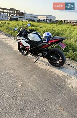 Спортбайк Yamaha R3 2016 в 