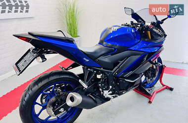 Спортбайк Yamaha R3 2019 в 