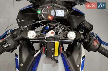 Спортбайк Yamaha R3 2016 в 