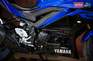 Спортбайк Yamaha R3 2019 в 