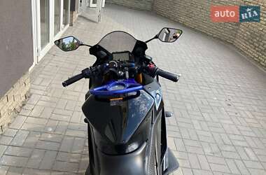 Спортбайк Yamaha R3 2019 в 