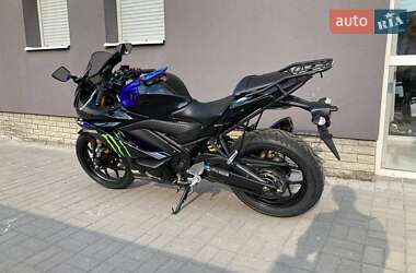 Спортбайк Yamaha R3 2019 в 