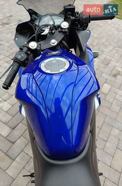 Спортбайк Yamaha R3 2017 в 