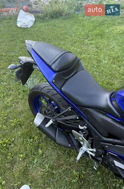 Спортбайк Yamaha R3 2019 в 