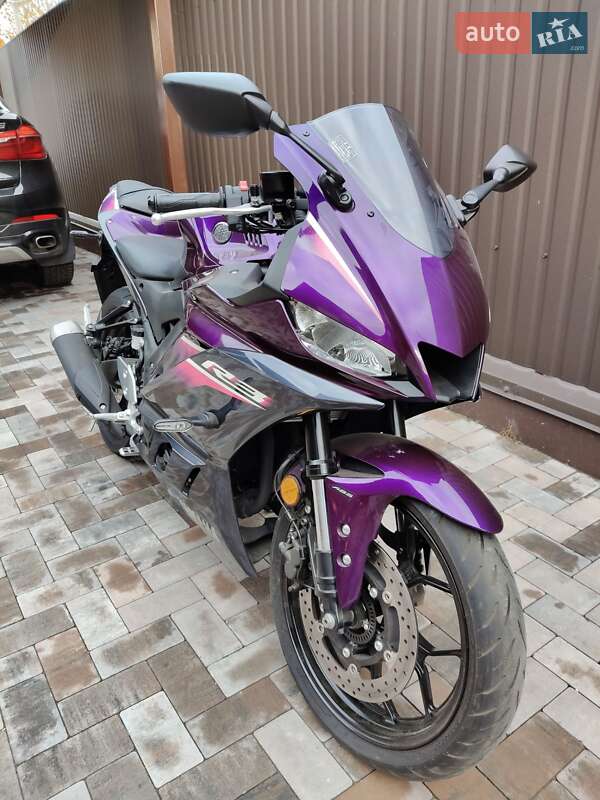 Спортбайк Yamaha R3 2024 в Білогородці
