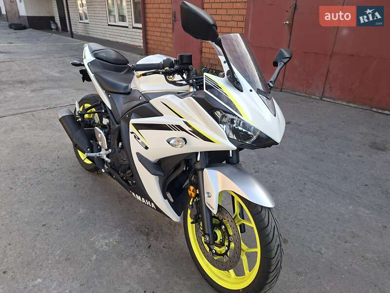 Спортбайк Yamaha R3 2018 в Днепре фото 16 Спортбайк Yamaha R3 2018 в Днепре