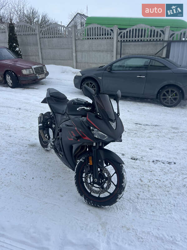 Спортбайк Yamaha R3 2017 в Луцке фото 2 Спортбайк Yamaha R3 2017 в Луцке