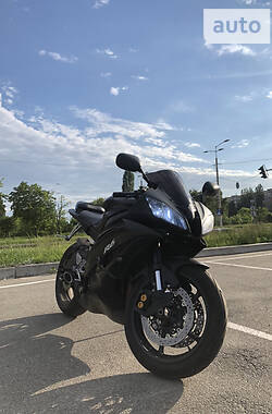 Спортбайк Yamaha R6 2008 в Киеве