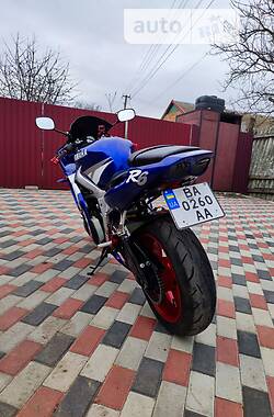 Спортбайк Yamaha R6 2000 в Городище