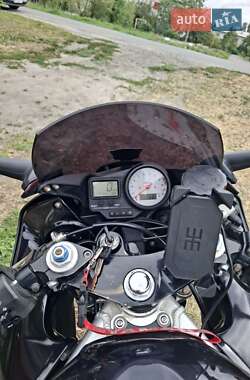 Спортбайк Yamaha R6 2000 в 