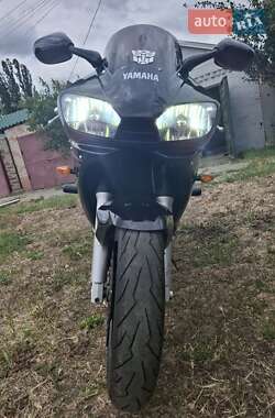 Спортбайк Yamaha R6 2000 в 