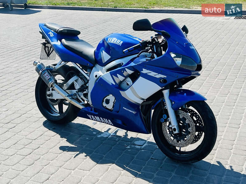 Yamaha R6 2002