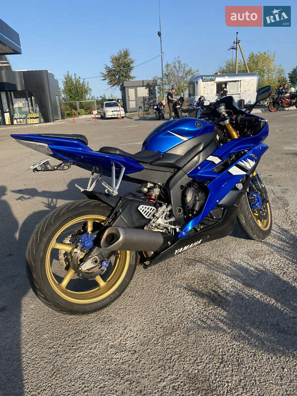 Спортбайк Yamaha R6 2006 в Днепре