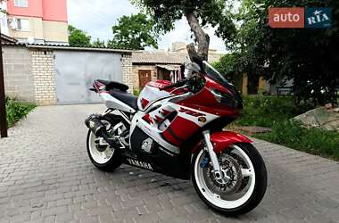 Спортбайк Yamaha R6 2000 в Знаменке