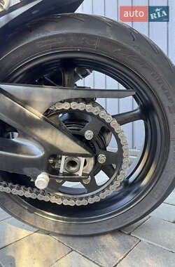 Спортбайк Yamaha R6 2004 в 