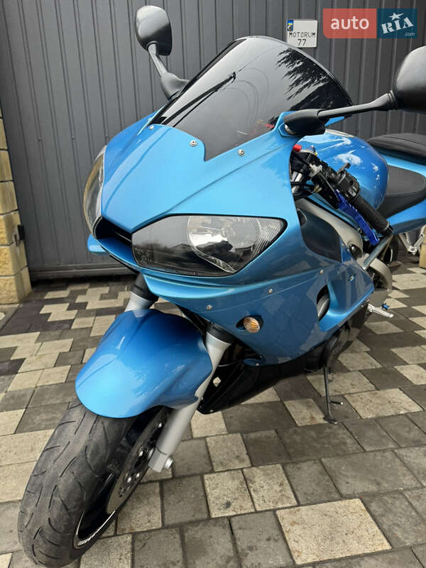 Спортбайк Yamaha R6 2001 в Днепре фото 9 Спортбайк Yamaha R6 2001 в Днепре