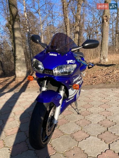 Спортбайк Yamaha R6 2001 в Виннице