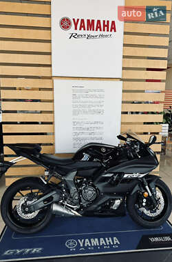 Спортбайк Yamaha R7 2024 в 