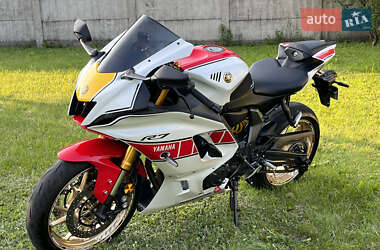 Спортбайк Yamaha R7 2023 в Дніпрі